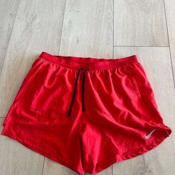 Nike women’s red running shorts size L - Picture 1 of 10